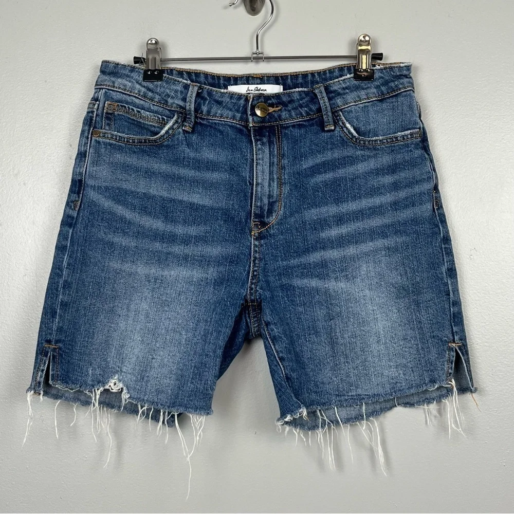 Sam Edelman The Derby distressed raw hem Bermuda Shorts, size 28.